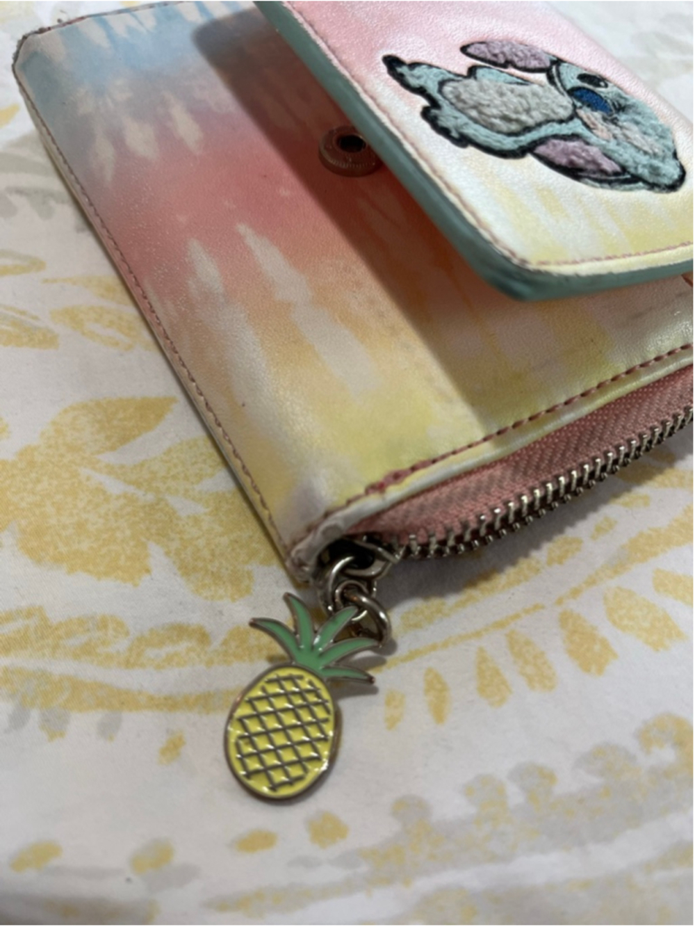 EUC Women's Loungefly Stitch Tie-Dye Wallet One Size Multicolor Pink - Picture 7 of 8